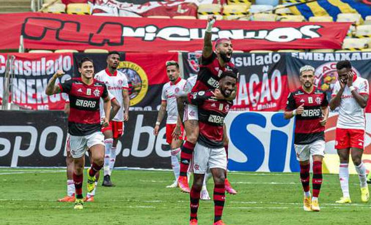 'Finalistas' do último Brasileirão se reencontram: Flamengo, campeão e em alta, recebe o Inter, que 'derreteu'