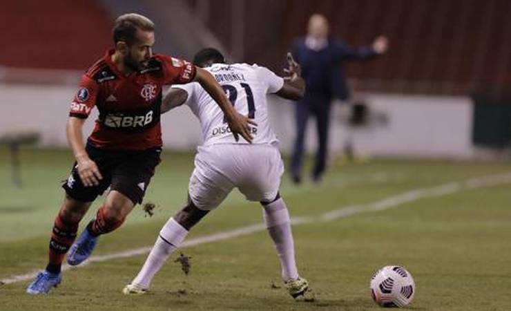 Alvo do exterior, Everton Ribeiro quer seguir 'sonhando' por muito tempo: 'É muito bom ser Flamengo'