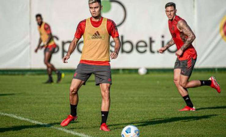 Andreas, volta de Thiago Maia e quatro desfalques: Flamengo divulga relacionados para a Copa do Brasil