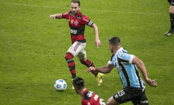 Everton Ribeiro exalta goleada 'na raça' sobre o Grêmio: 'Isso aqui é Flamengo'