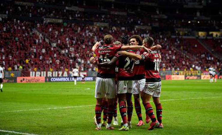 Flamengo mira premiações e passaporte para finais em setembro