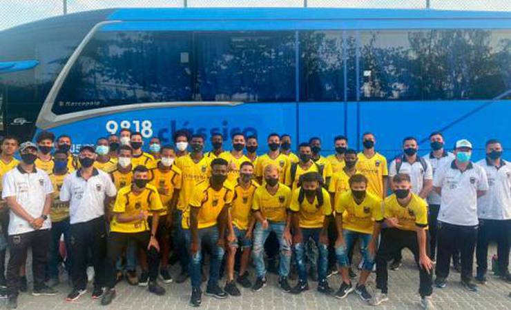 Flamengo disponibiliza ônibus para time rival voltar para casa após jogos