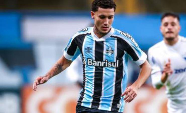 Bobsin volta a ser relacionado por Felipão para jogo da Copa do Brasil