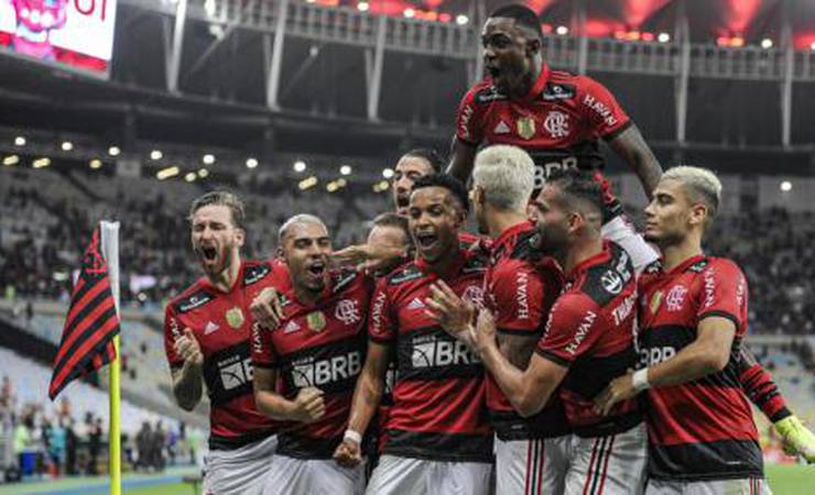Gols, assistências, desarmes, cruzamentos certos e mais: veja os números do Flamengo no Brasileirão