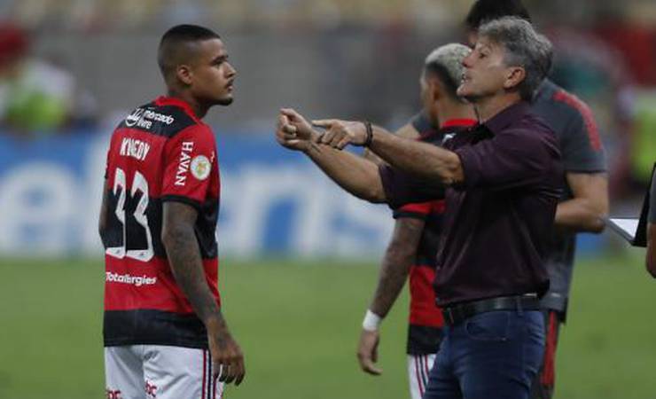 Renato vê méritos do Grêmio em vitória sobre o Flamengo e explica saída de Everton Ribeiro