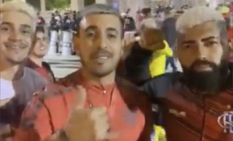 Sósias marcam presença no Maracanã em retorno dos torcedores em Libertadores: 'Vai dar Flamengo'