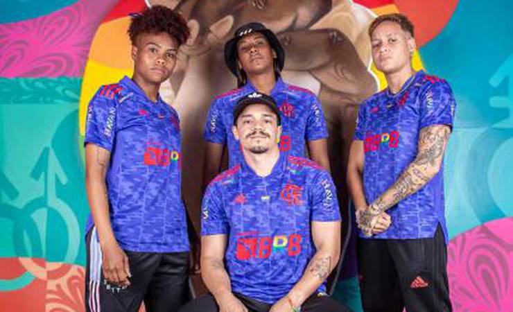 Flamengo lança primeira camisa Pride do clube