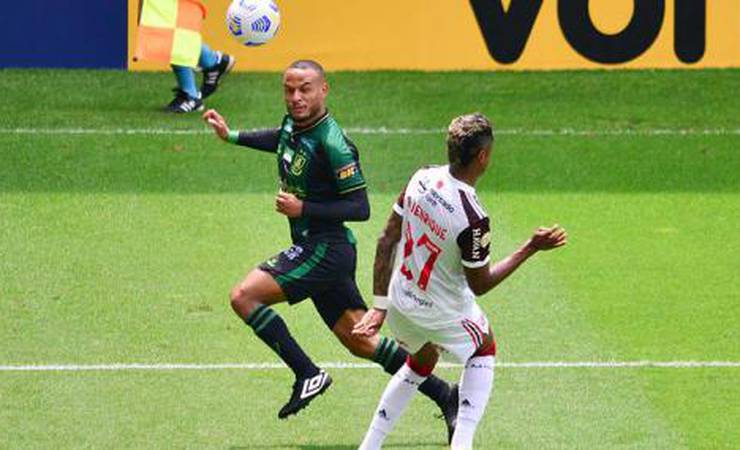 Em jogo com reta final eletrizante, América-MG e Flamengo empatam no Independência