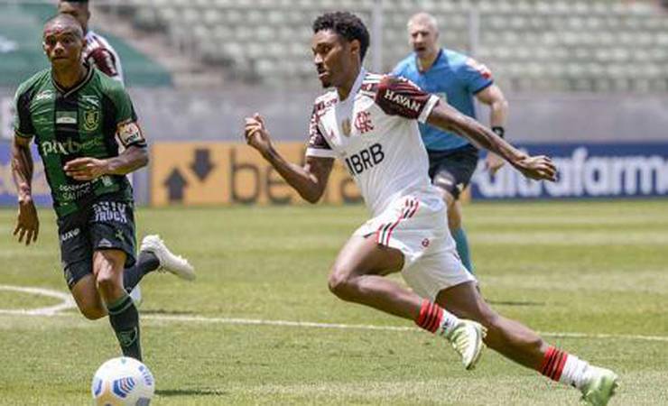 Cabeça em outro lugar? Flamengo volta a tropeçar às vésperas de um mata-mata pela Copa Libertadores