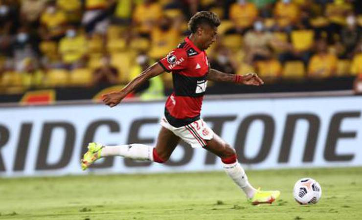 Torcida do Flamengo exalta Bruno Henrique e vibra com vaga na final da Libertadores; veja a repercussão