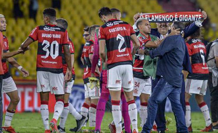 VÍDEO! Veja a festa dos jogadores do Flamengo após classificação à final da Libertadores: 'Partiu Montevidéu'