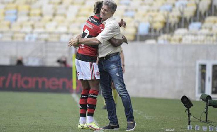 Renato exalta grupo do Flamengo e números do time sob o seu comando: 'Dar continuidade para conquistar os títulos'