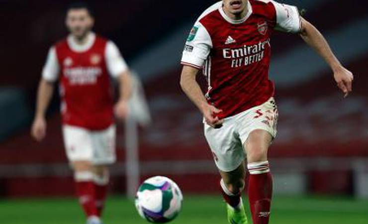 Mais de 160 jogos à disposição do fã de futebol nesta terça