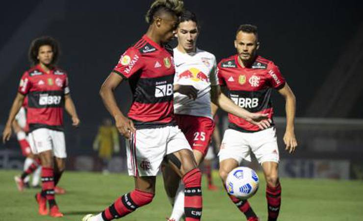 Frustração em dobro: Flamengo sai na frente, mas cede empate ao Bragantino