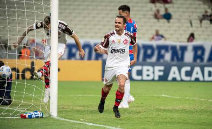 Esquece! Michael se isola no top-5 da artilharia do Flamengo na temporada