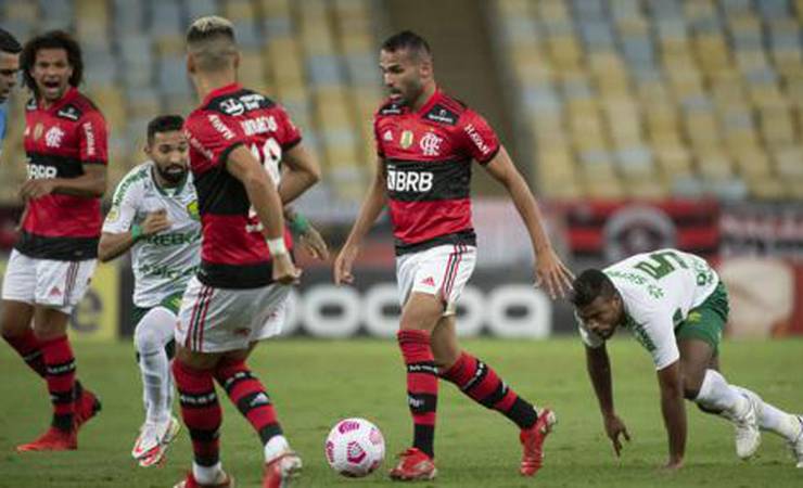 Análise: estratégia não funciona, e Flamengo desperdiça chance de colar ainda mais no Atlético-MG