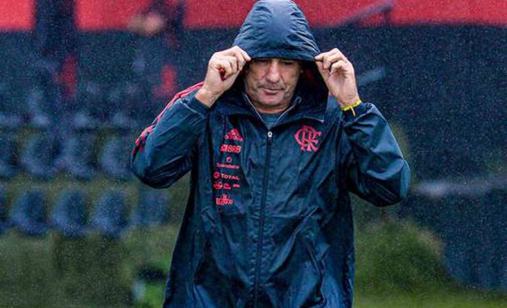 Fase caótica do Flamengo contrasta com 'leveza' do Atlético-MG antes de jogo que pode ser divisor de águas