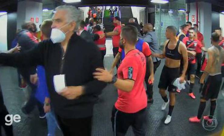 Empate entre Athletico e Flamengo na Arena é marcado por VAR protagonista, provocações e confusão
