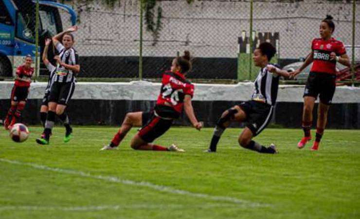 Em clássico disputado até o fim, Flamengo vence o Botafogo pelo Carioca Feminino