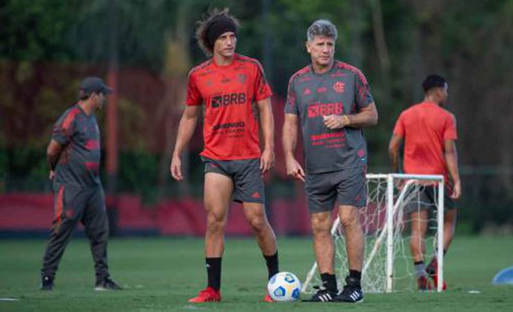 Dupla de zaga 'ideal' e sequência de Ramon: defesa do Flamengo ganha novos holofotes contra o Atlético-GO
