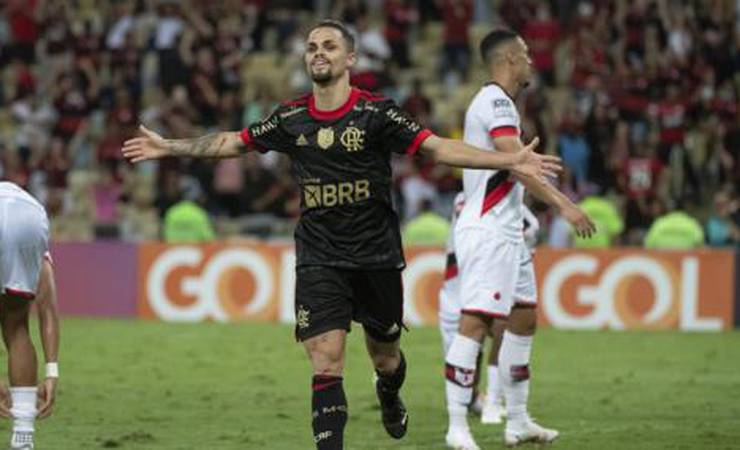 Em noite de Michael, Flamengo vence o Atlético-GO no Maracanã pelo Brasileirão
