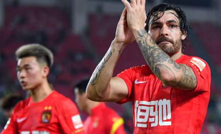 LANCE! Rápido: Fluminense faz proposta por Ricardo Goulart, Flamengo sonhando com Jesus e mais!
