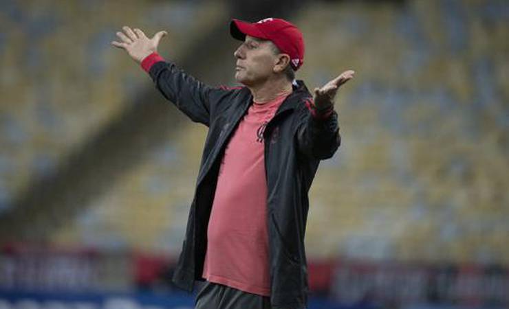 Renato elogia juiz após Flamengo x Bahia: 'Se toda arbitragem fosse assim, o Brasileiro seria bem melhor'