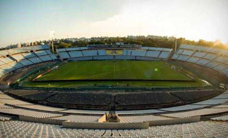 Flamengo conquistou sua primeira Libertadores no Centenário, palco da final; veja o retrospecto no estádio