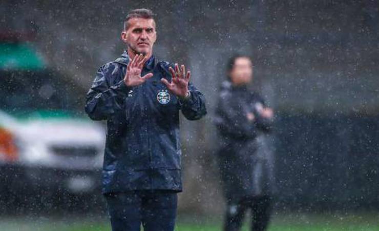 LANCE! Rápido: Grêmio confirma que Mancini fica, e Mundial do Flamengo completa 40 anos