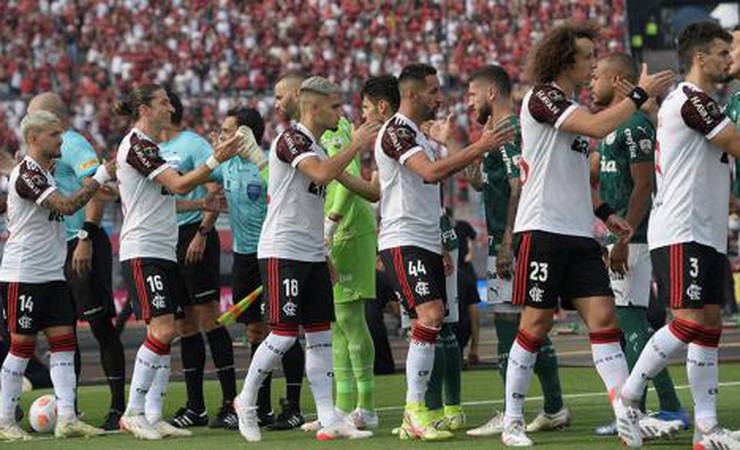 Libertadores: Flamengo é multado pela Conmebol por infrações na final, e valor de premiação deve reduzir