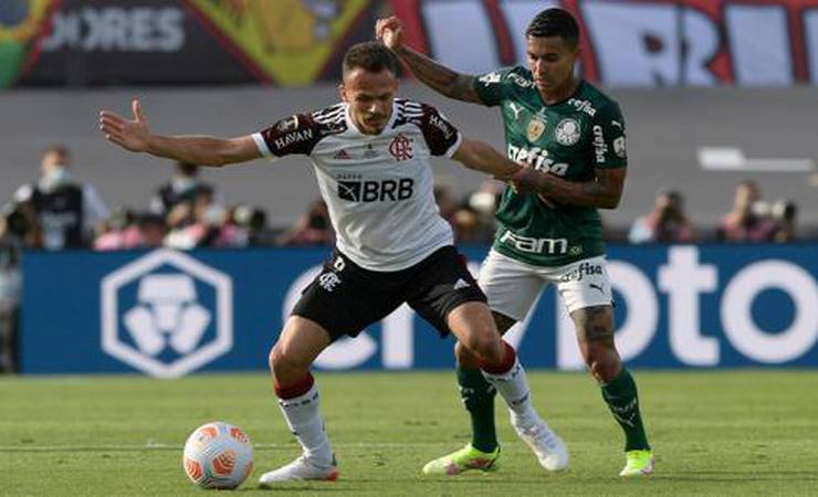 Renê admite frustração com Flamengo perder Copa Libertadores e destaca 'potencial da equipe'