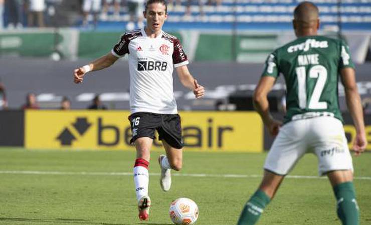 Filipe Luís não esconde frustração pela derrota do Flamengo, mas vê Palmeiras como 'justo campeão'