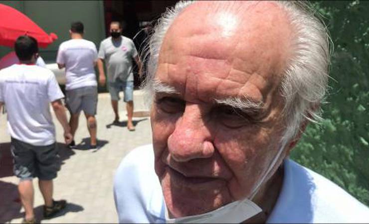 Presente em eleição do Flamengo, Evaristo de Macedo fala sobre futuro técnico: 'O clube precisa ser cauteloso'
