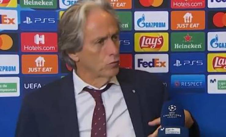 L! Espresso: Jorge Jesus é valioso, mas não pode ser tratado como um messias milagroso