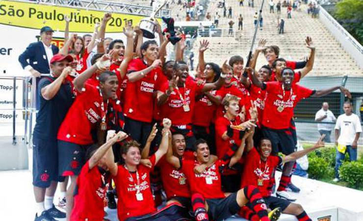 Com Negueba e Adyran! Relembre o Flamengo campeão da Copinha de 2011