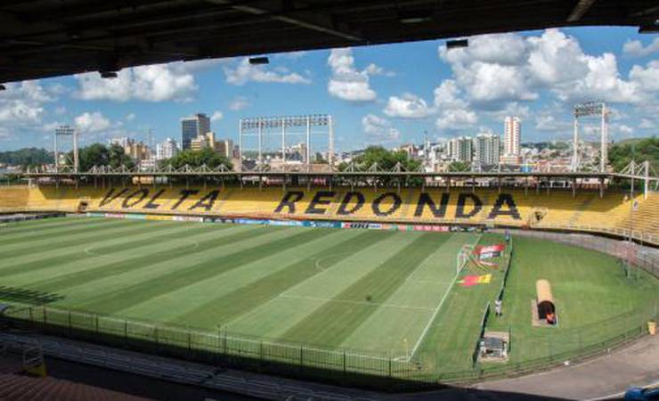 Flamengo mandará clássico com o Fluminense e mais jogos do Carioca no Raulino de Oliveira, em Volta Redonda