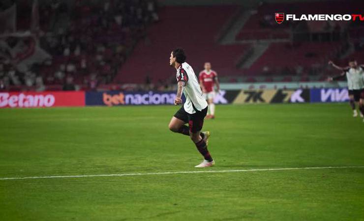 Flamengo vence segunda consecutiva contra o Inter; veja bastidores