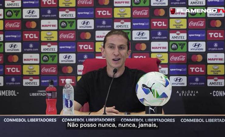 Após eliminar Inter, Filipe Luís evita comparações com Jorge Jesus
