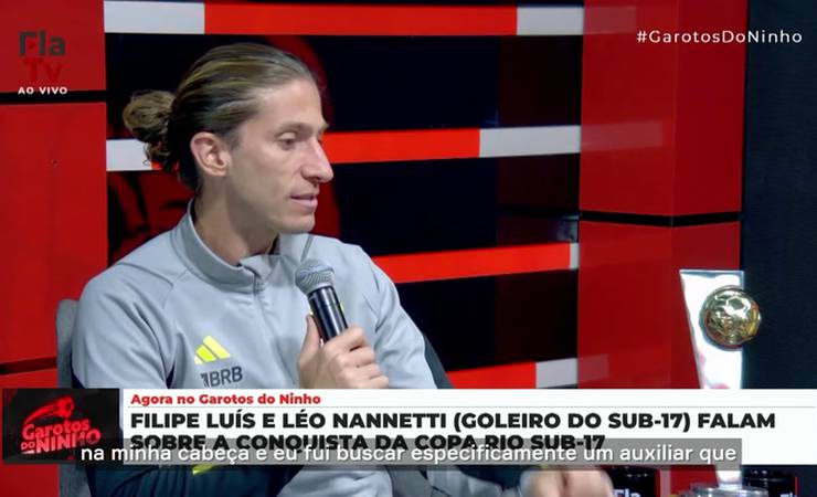 Filipe Luís comenta dificuldades e aprendizados em início de carreira como técnico