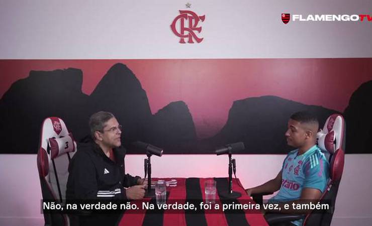 Samuel Lino elege goleada sobre Vitória como melhor jogo da carreira