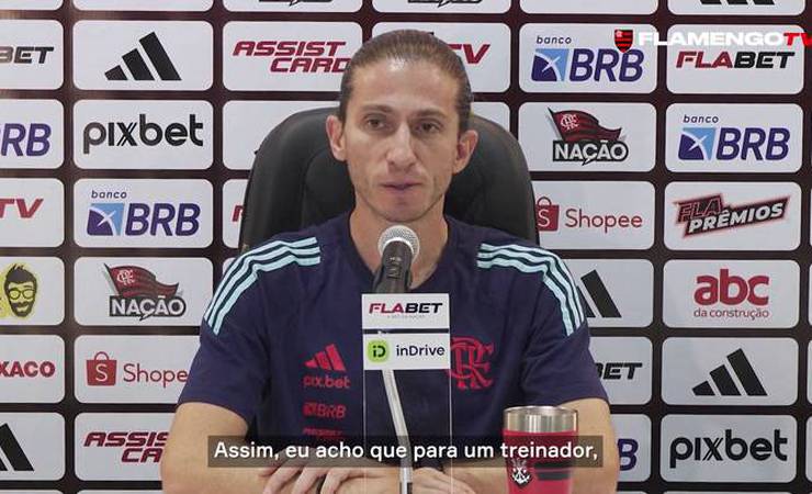Filipe Luís se diz emocionado com gol de Joshua: 'Novo contratado'