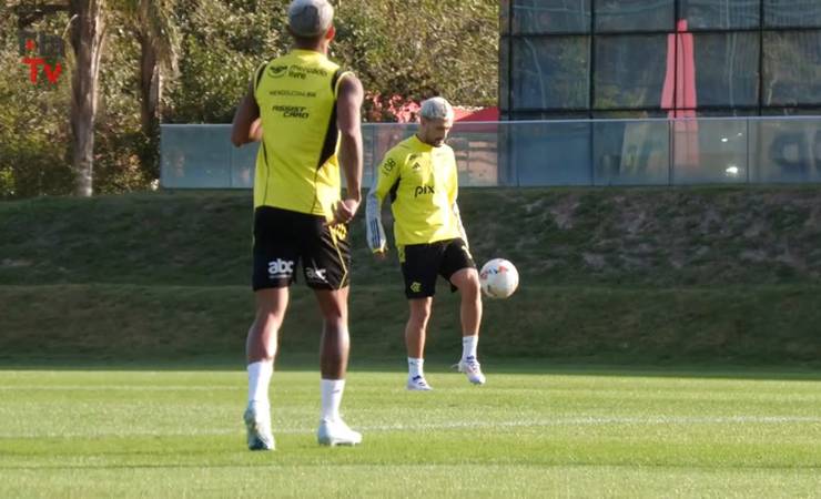 Último treino do Flamengo para jogo com Bolívar no Maracanã