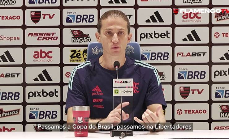 Filipe Luís faz balanço após goleada: 'Primeiro semestre excelente'
