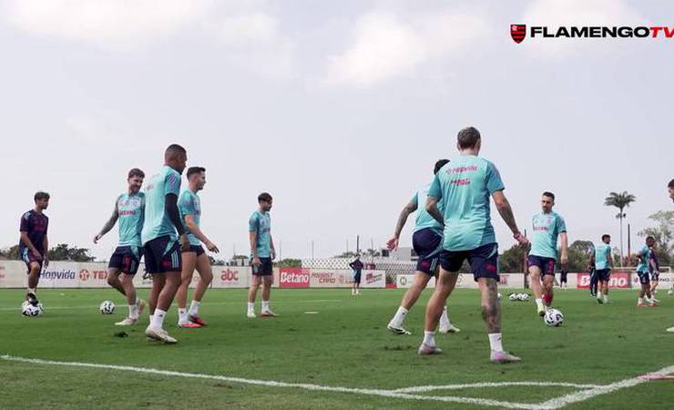 Flamengo volta aos treinos após goleada histórica