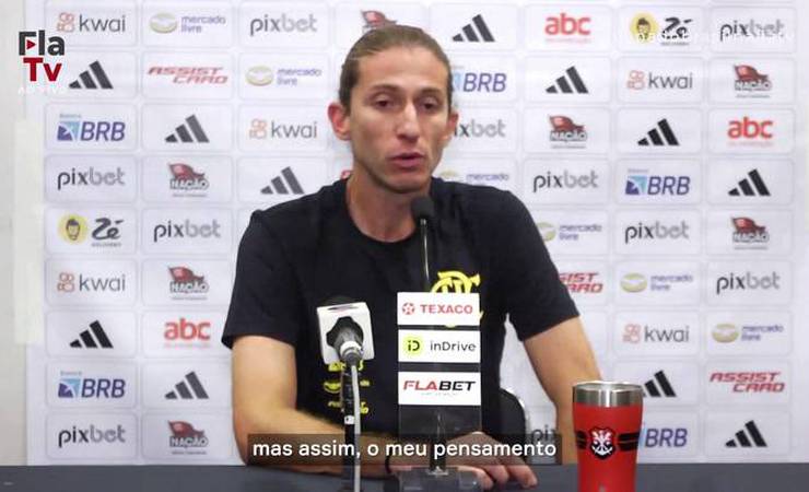 Filipe Luís explica mudança após expulsão e exalta grupo do Flamengo