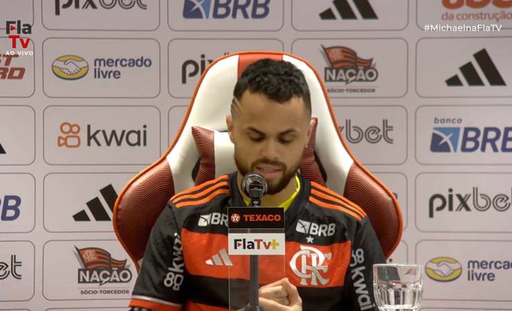 Michael é apresentado no Flamengo e diz estar pronto para reestreia