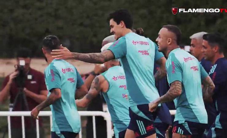 Com Pedro em campo, Flamengo inicia treinos para duelo com o Pyramids