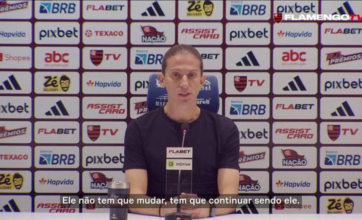Filipe Luís defende postura de Wallace Yan em campo: 'Ele não tem que mudar'