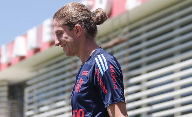 Desfalques e cartões: Flamengo intensifica preparação para duelo contra o Sport