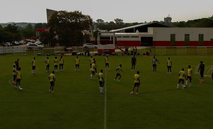 Flamengo se aproxima de acordo para contratar jovens talentos do Vila Nova